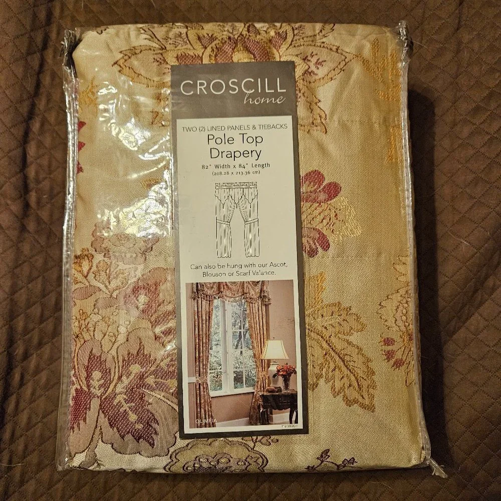 RARE PAIR CROSCILL OLIMPIA LINED 82
